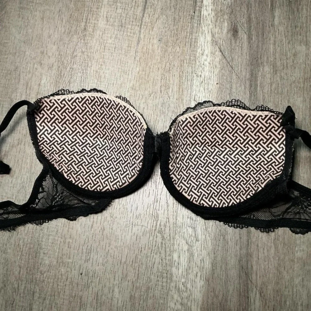 Black Lace Floral Push-Up Underwire Bra‎ LNWOT Everyday Women's 36C